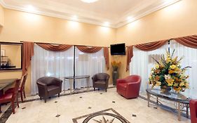 Howard Johnson Hotel & Suites by Wyndham Pico Rivera